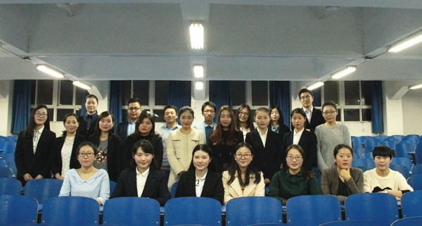 13合影.jpg 13合影.jpg